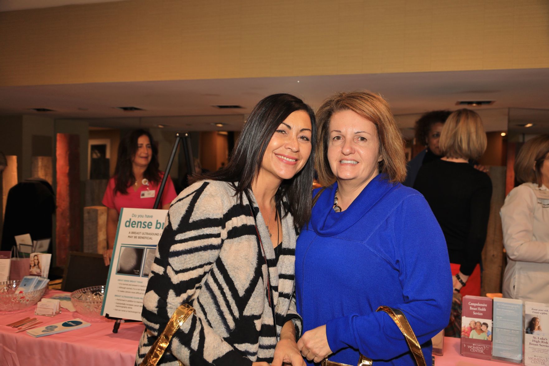 Lisa Nichols, Laura Boitnott